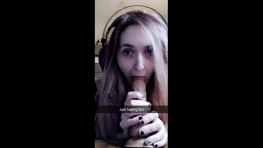 Luluayana Sucking Cock And Gagging