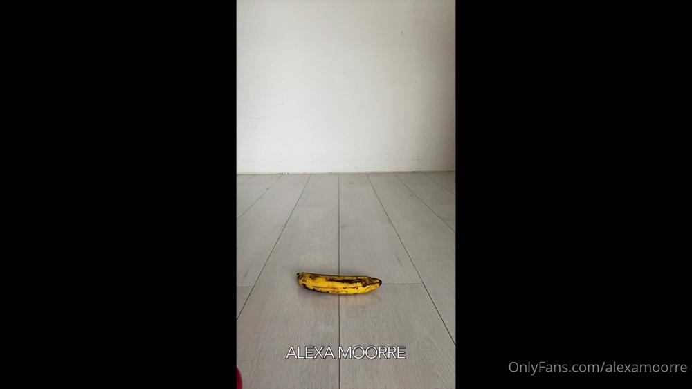 Alexamoorre 2020 361680123 Feet Friday Banana Trampling