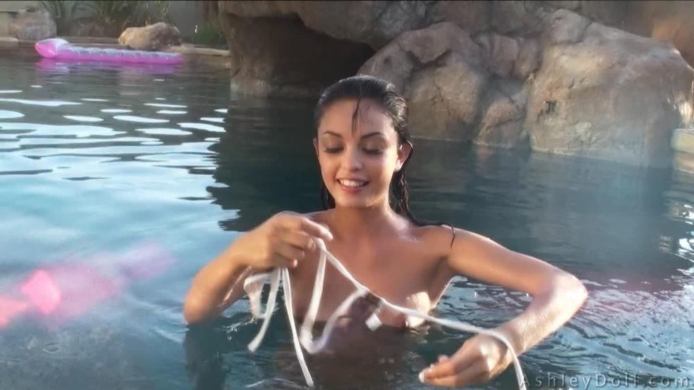 09 - Pool 1