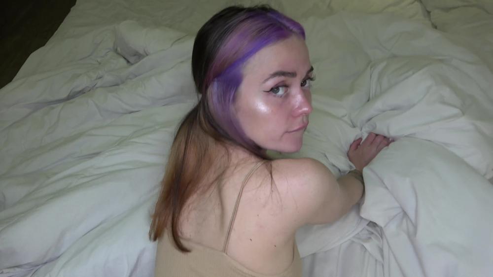 Little slut pulled off a towel and began to passionately suck a big dick and then was fucked 4K60FPS