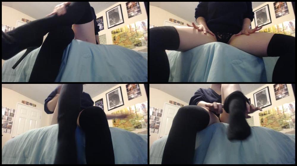 Hannibalrose Petite Feet