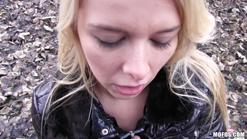 Nikki Dream Publicpickups.Com Euro Blonde Bangs Outdoors 28.03.2016