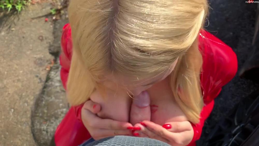 Latex-Fotzen-Mudda-Milf Auf Linienstrasse Public Zerfickt Und Augenbesamung