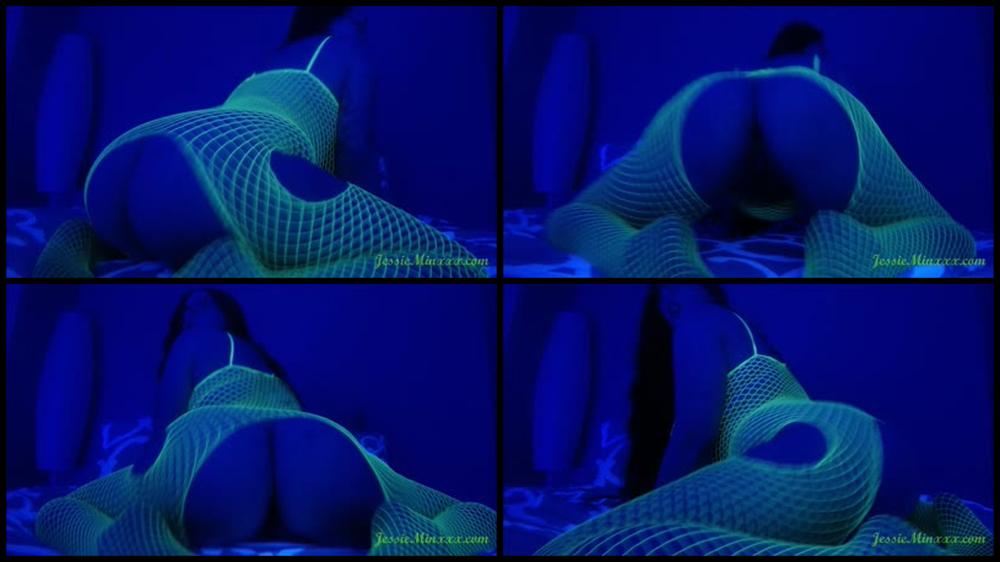 Jessieminx Blacklight Booty Bounce