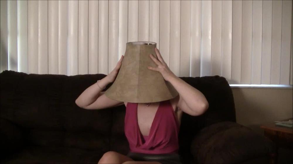 She-Thought-It-Was-An-Old-Style-Hat