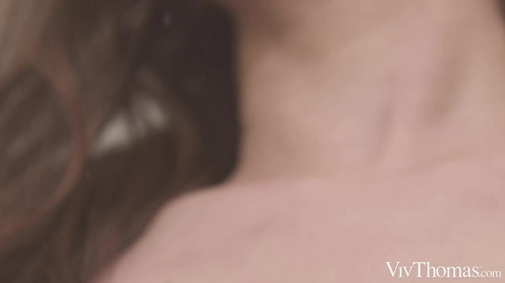 Vivthomas- Amirah Adara & Lee Anne - Soaked (2020)