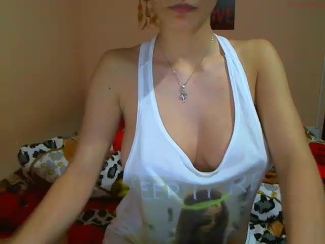 Hotcplhel_040316_2046_Female_Chaturbate