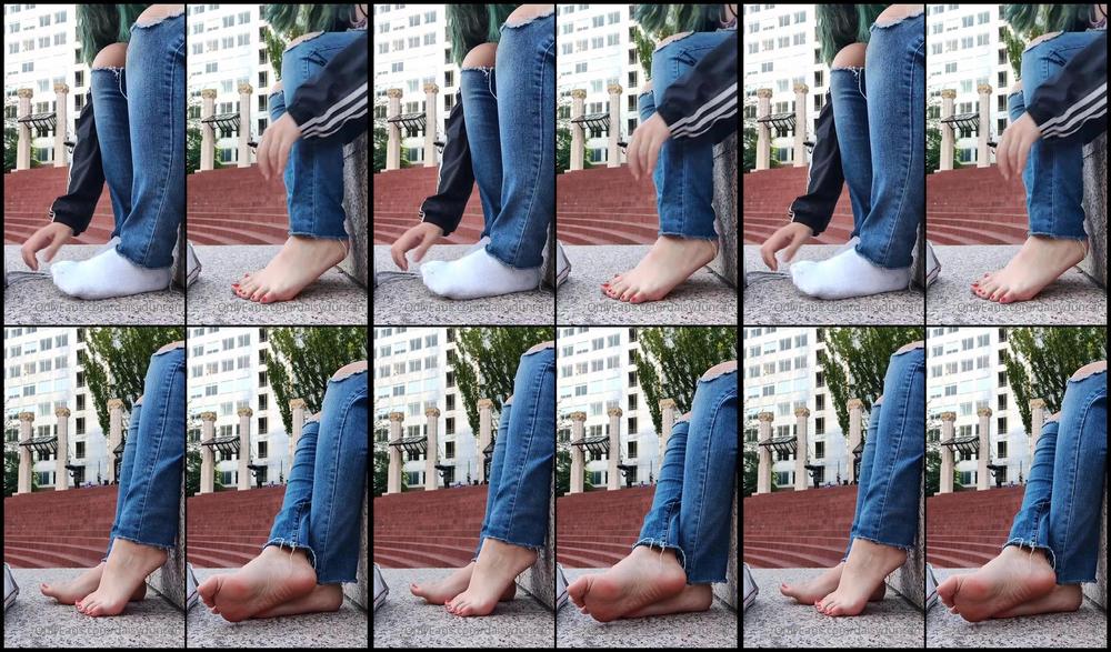 Daisyduncan 20 06 2020 448244452 Some Videos Of My Feet While I Was At A Public Park In Portland Tip For More Like