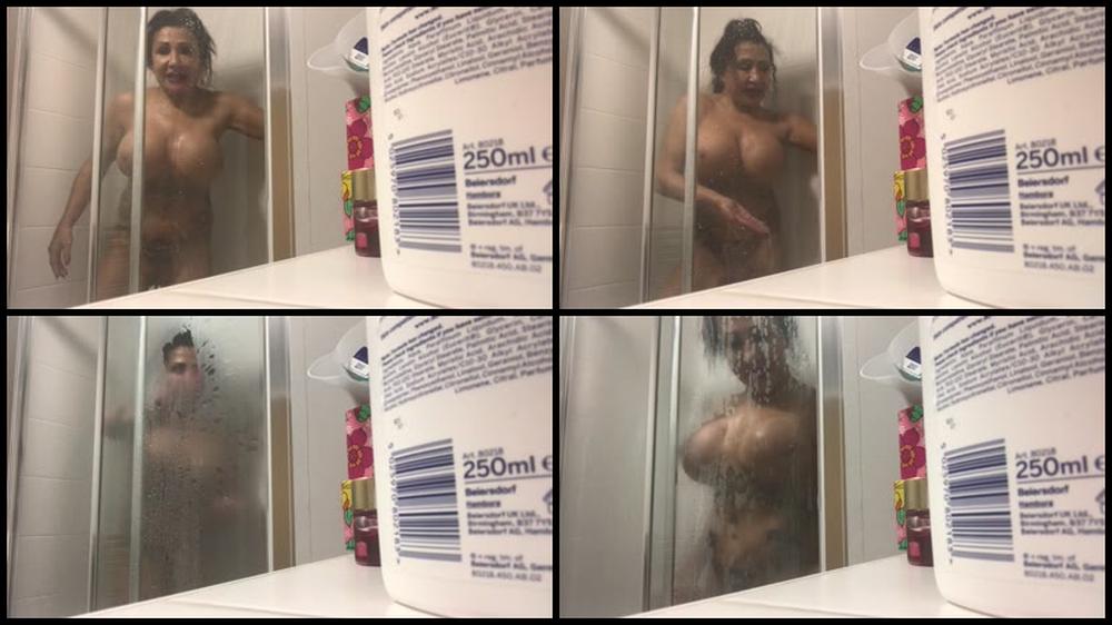 Nicole Dupapillon 2202 33