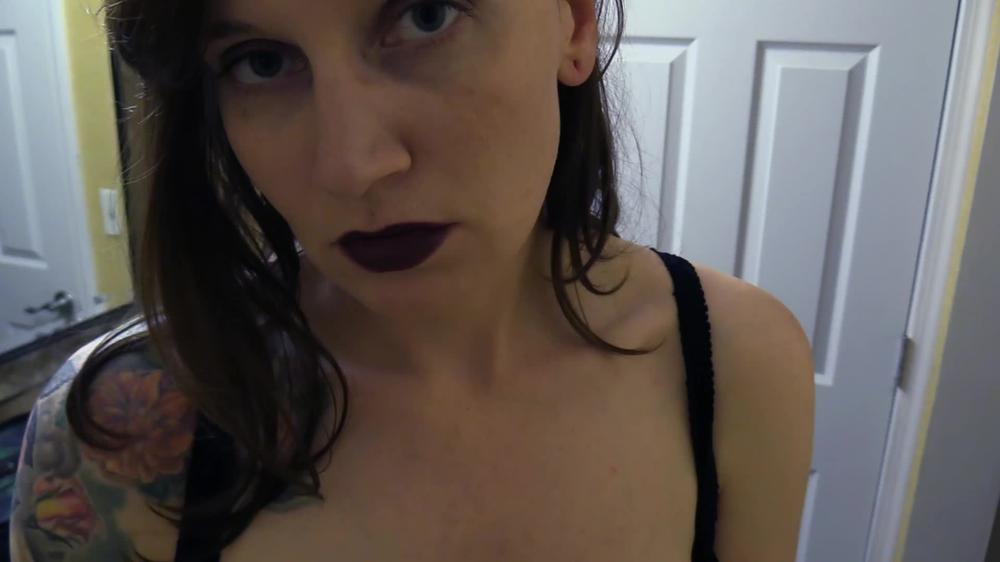 Bettie Bondage - Mom Refuses To Be Late - 1080P