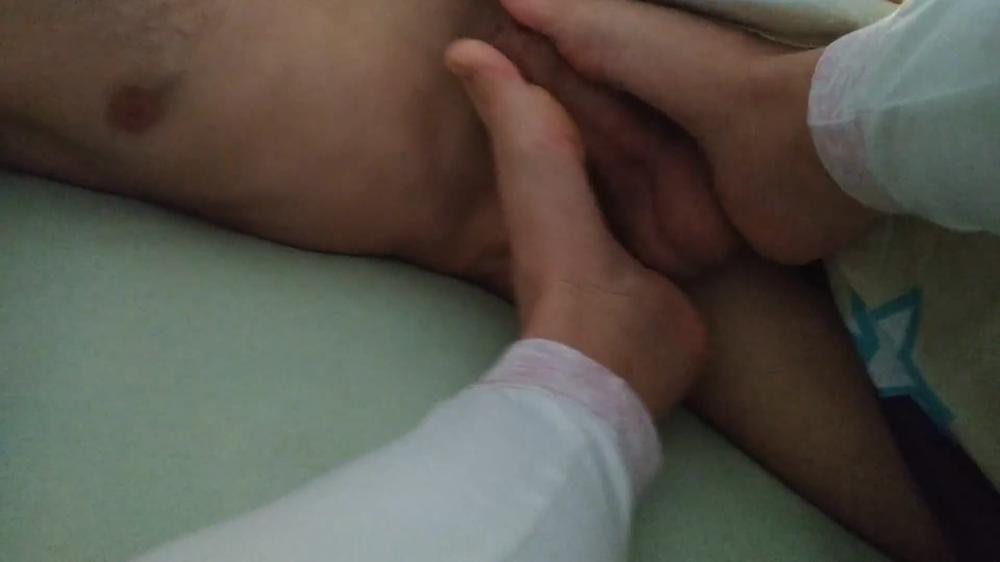 StepMom makes footjob to her  stepson not. Made up nails. Niurakoshkina