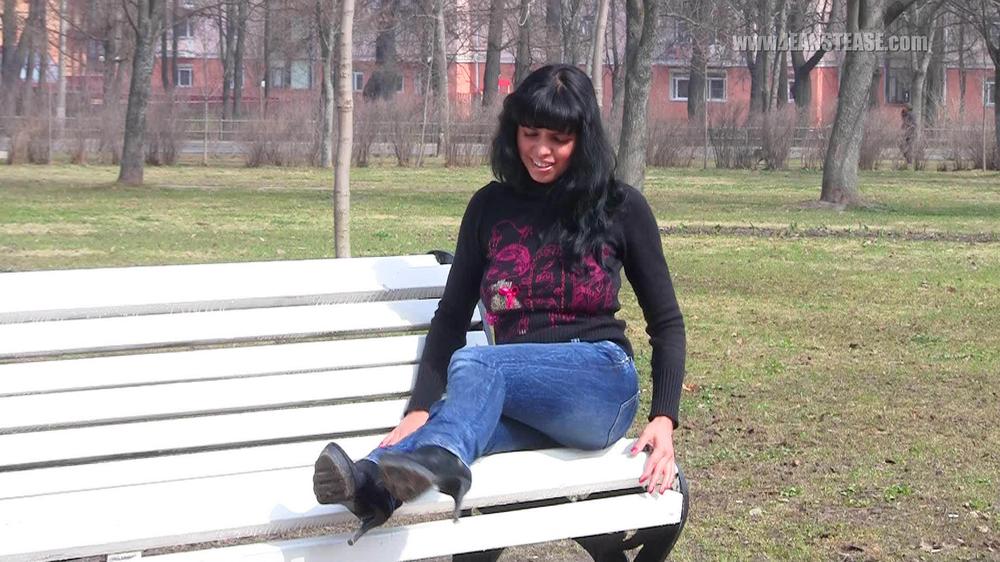 Jeanstease.Com - Victory - Jeans Ass In The Park