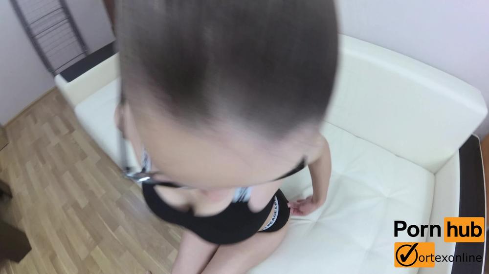 Hot Fitness Girl Blowjob and Upside Down Sex