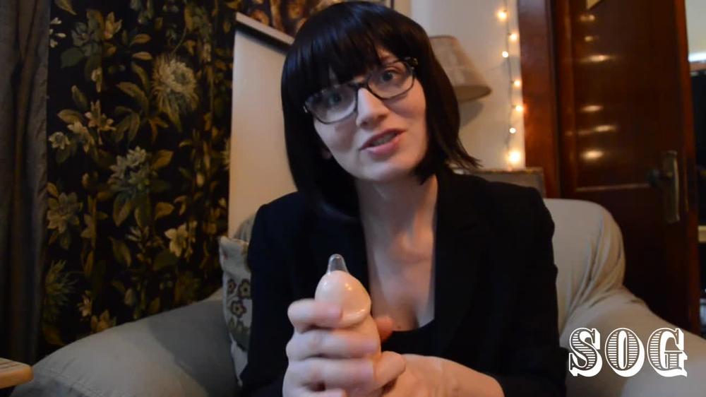 Bettie Bondage - Condom How To Handjob (Sog) - 720P