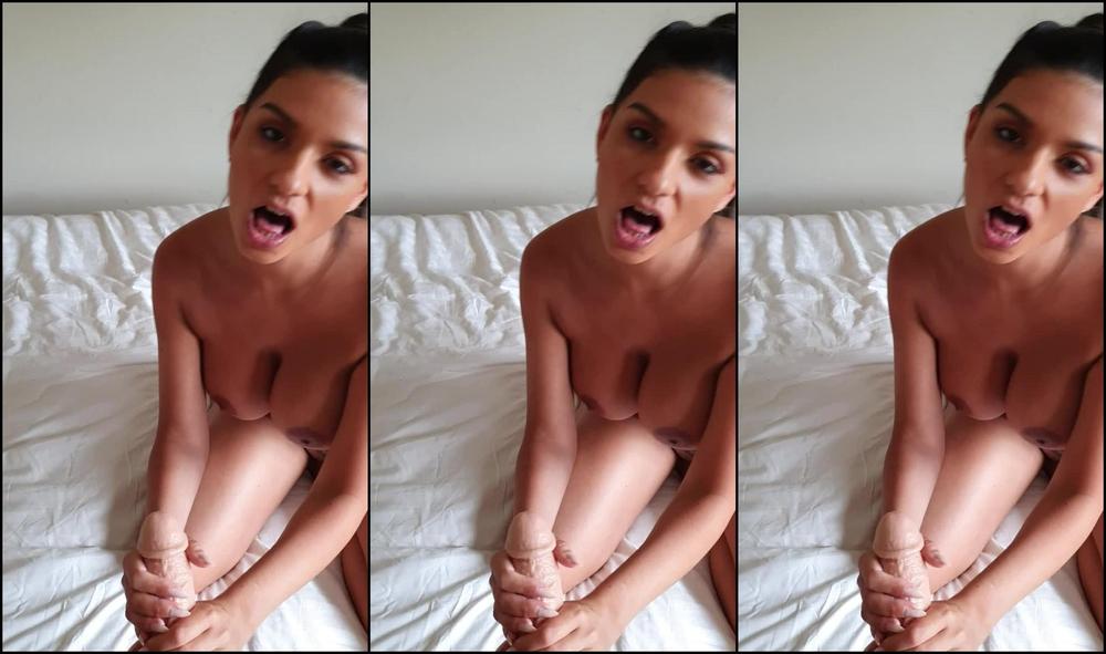 Zaramae - Cum On My Tits