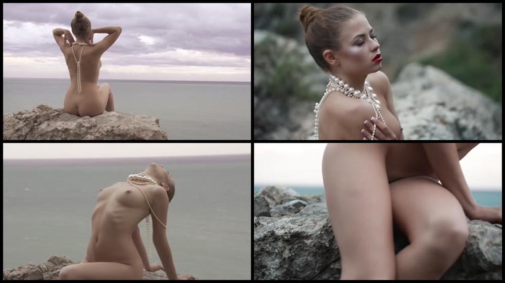 Viktoria B   Fox Bay