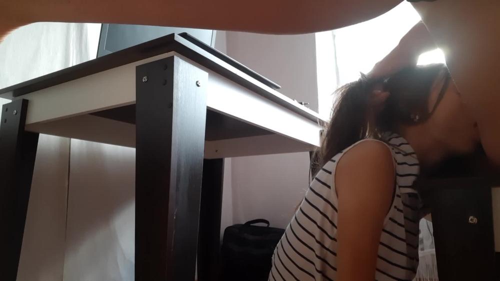 I Love Doing Cunnilingus To My Girlfriend Under The Table When She Works. - Pornhub.Com