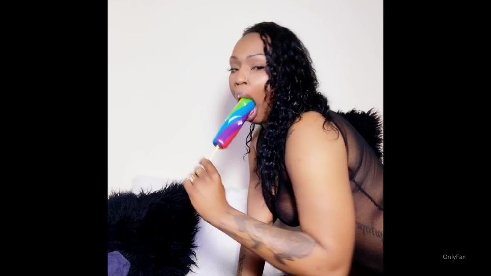 Fineassbina 2019 15599436 Hey Daddy You Like What You