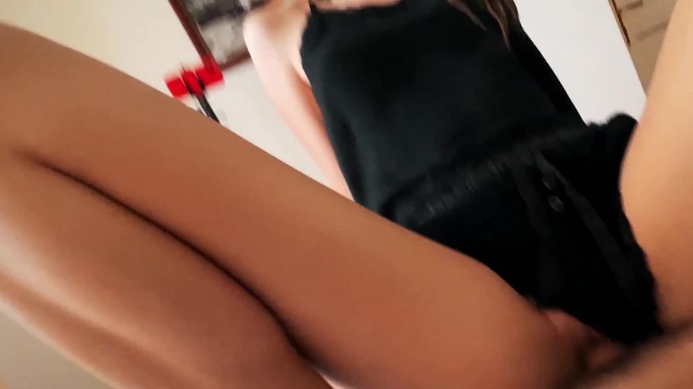 Morning Fuck - Hot Sex With College Girl on Vacation - YoyaGrey