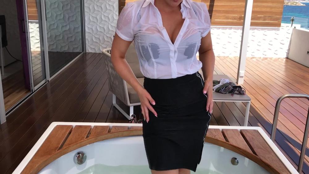 Hot-Tub-Wet-Clothes-Fantasy-Xxx