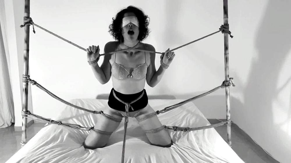 Kinktober day 14 - Crotch rope & Breath play KINKS: Bdsmlovers91