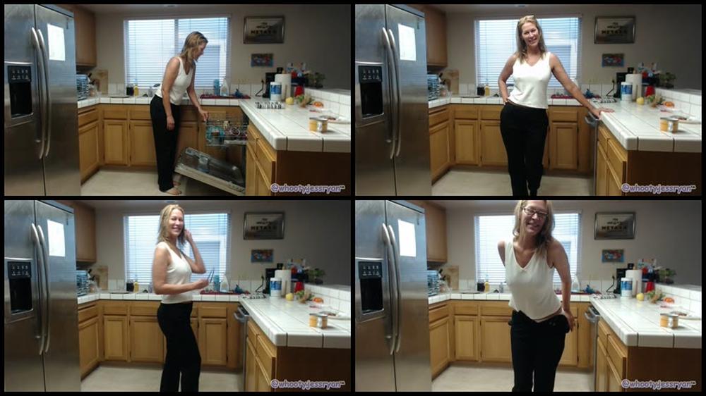 Jessryan Help Mommy In The Kitchen