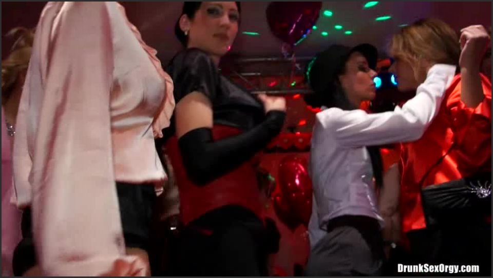 Dso Valentine S Day Vaginas Part 1 Cam 4 Dso2012 02 23