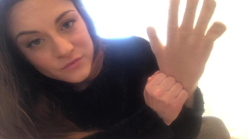 Kallmekrystal Glove Fetish Manyvids