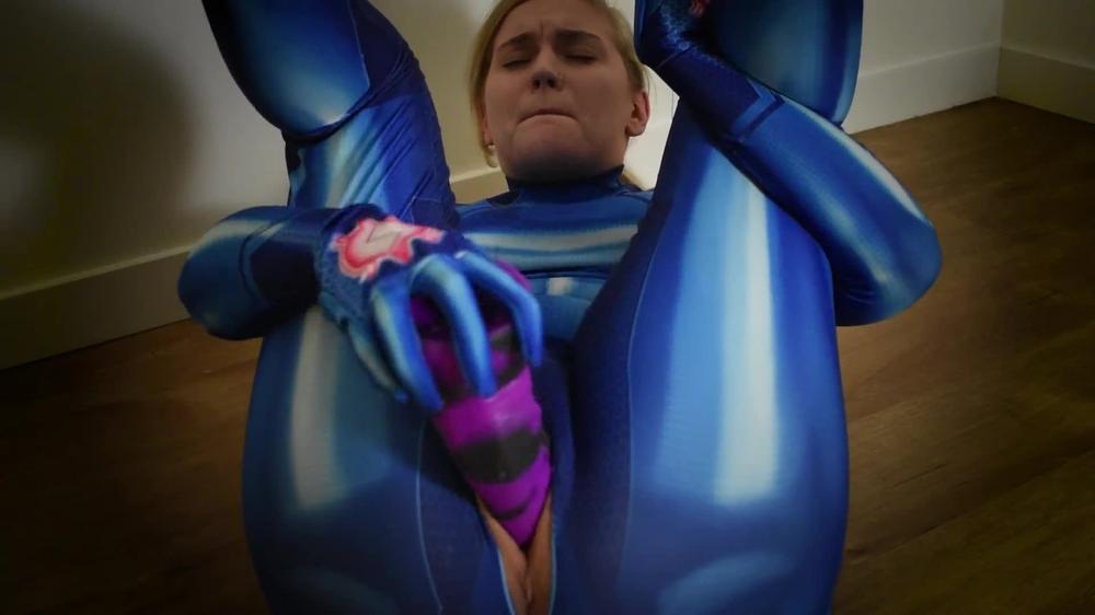 Samus Cosplay Dildo Ride