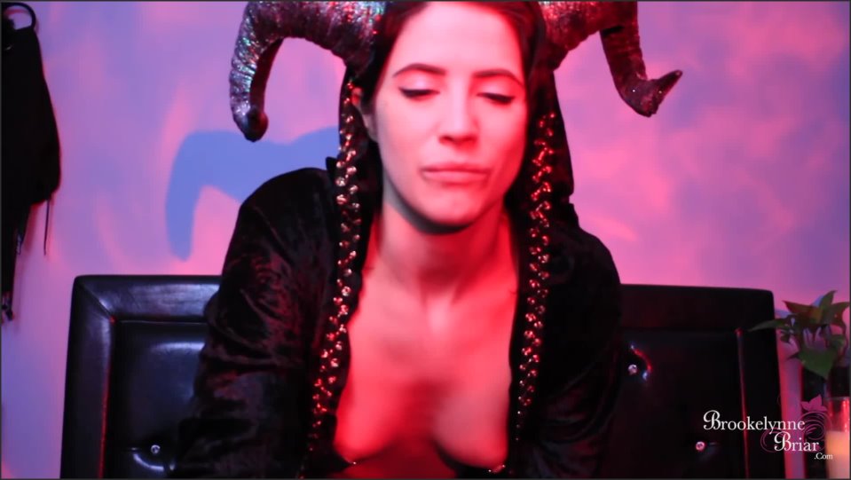 Servicing Succubi Cock