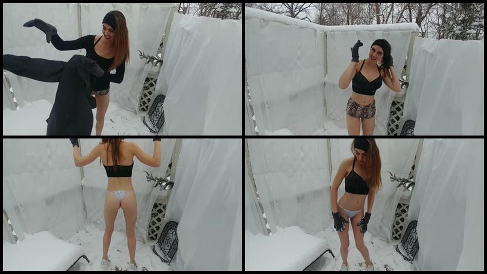 Vieramayxxx   Nude Workout Rubbing Snow On My Body   Manyvids