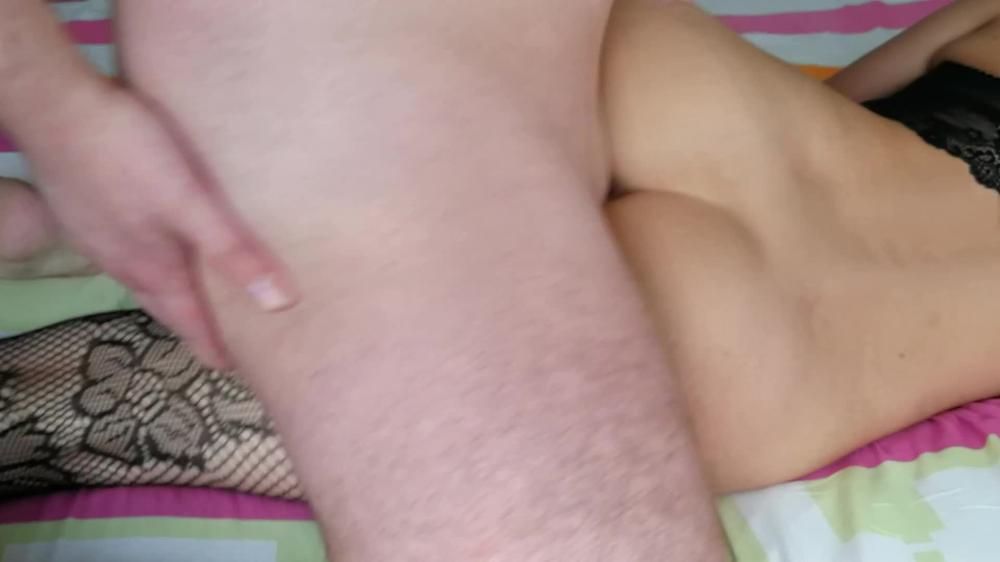 Mom Gets Hard Anal Fuck and Creampie