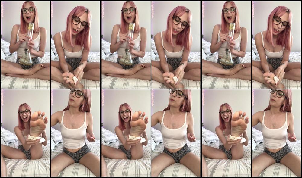 Ashleylottsxo 13 04 2020 231835324 Chatting While Taking Care Of These Feet