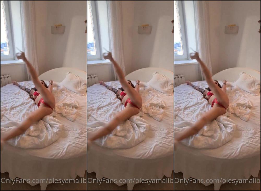 Olesyamalibu 2020 116505368 Look Lying Bed