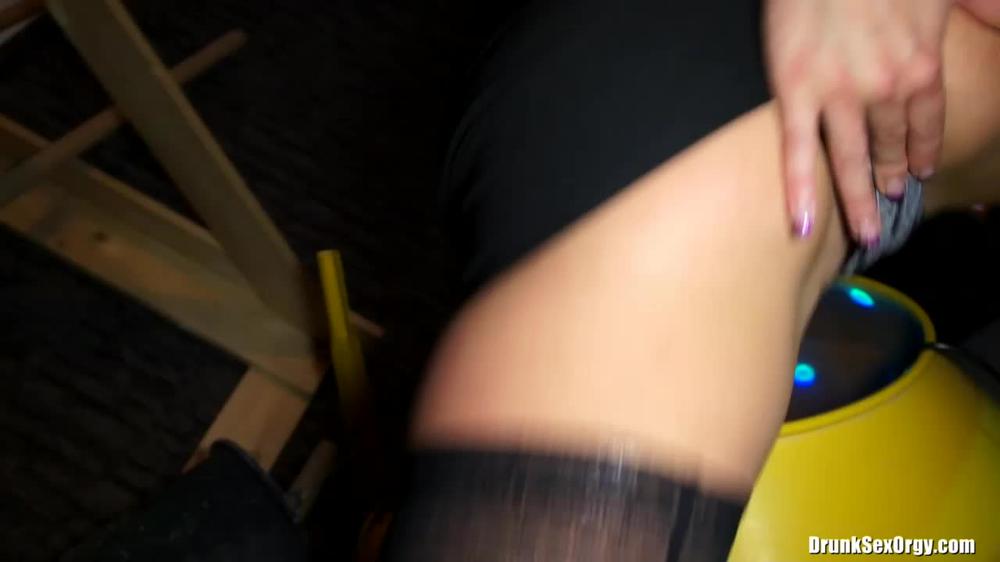 Drunksexorgy.Com Power Tooled Party Cunts Part 1 14.09.2011 Welli