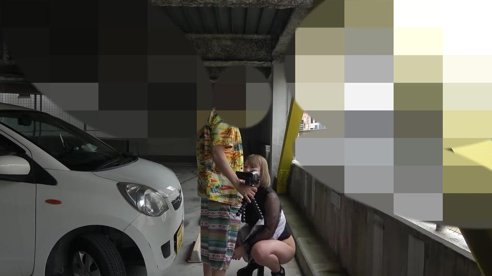 むちむち可愛い女子大生② 立体駐車場で露出生SEX