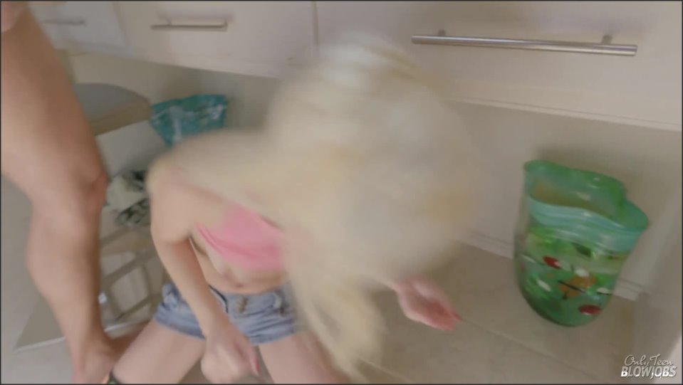 Piper Perri Piper Perri Only Teens Blow Job We Don’T Have To Tell My Mom. Rf25