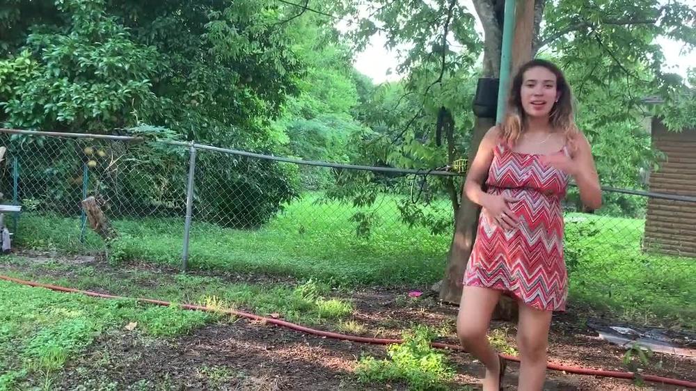 embarazada sale a caminar ya mamar verga del vecino,diosaera