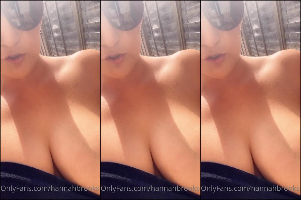 Hannahbrooks25 2020 303992478