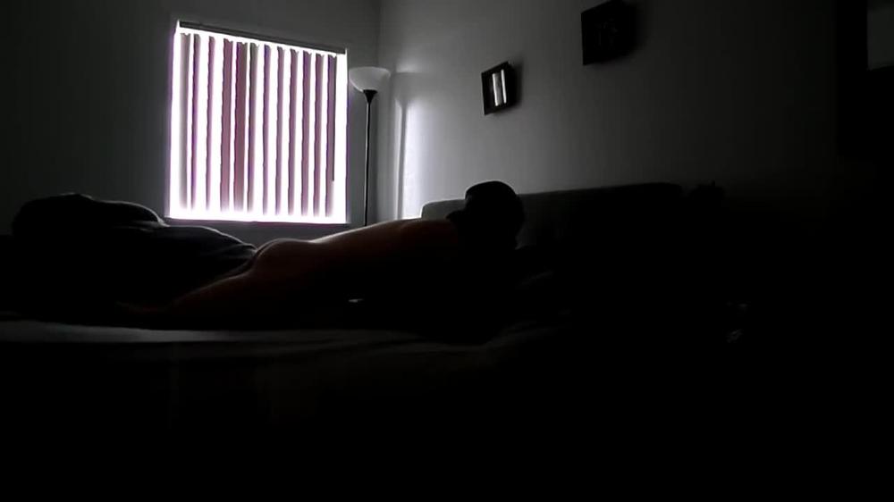 Lunch Break, X-Files and Pussy