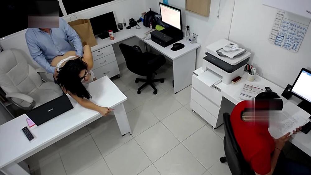 Girl Boss Fucks her Coworker next to the Assitent