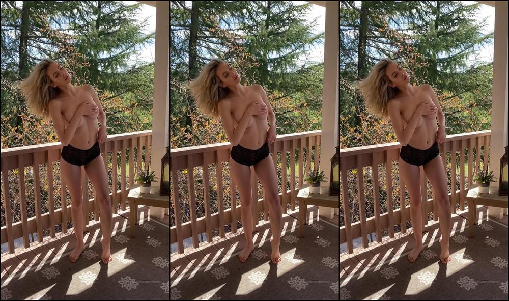Briteresi 2020 191433022 Enjoying The View )