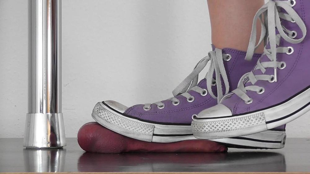 Mush Under Alina’S Chucks
