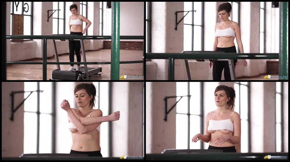 2015 04 07   Charlie Rose Braless Workout 4K