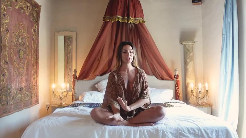 Tantra Intimacy Lesson for Couples with Roxy Fox