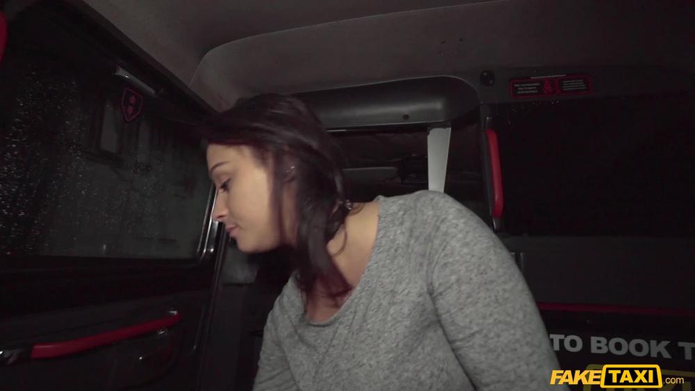 Faketaxi - 2020.09.28 Klaudia Diamond 1080P