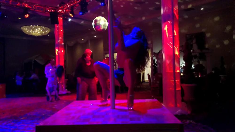 Naughty1Nextdoor_Swinger_Club_Pole_Dancing_For_Nye