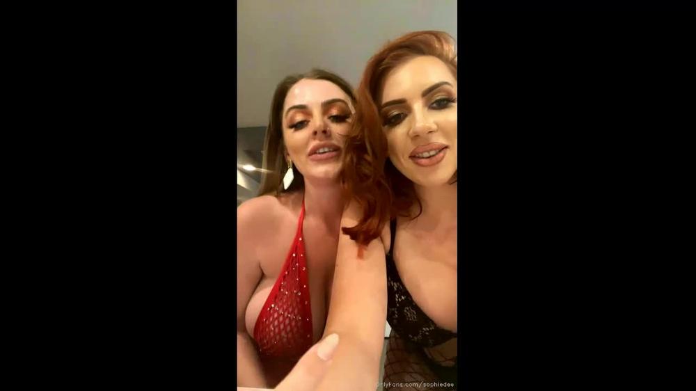 Sophiedeevip 2020 26448639 Stream Started 2020