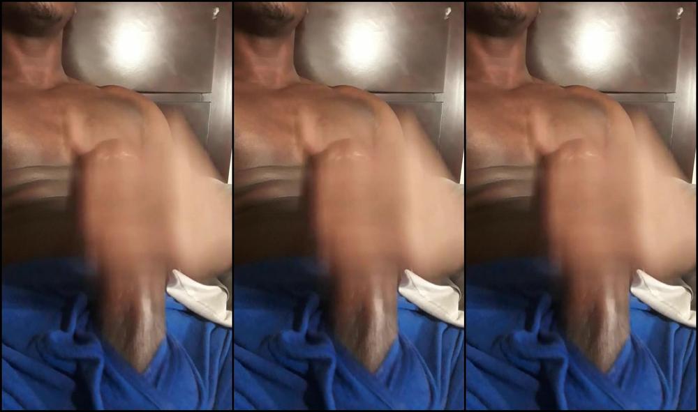 IssaNut FAPS dick and whispers DIRTY NASTY things until he EXPLODES!
