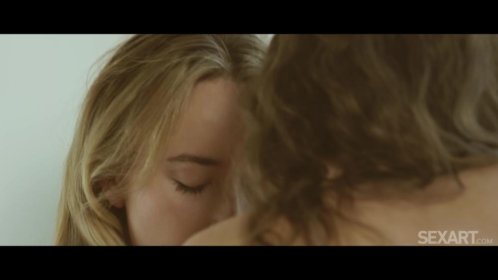 Sexart.22.10.07.Ann.Joy.And.Lili.Charmelle.Alone.But.Together.4K